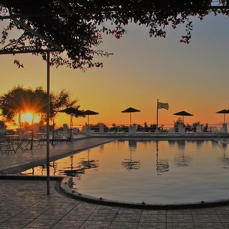 Santorini Camping & Hostel Fira  Bagian luar foto