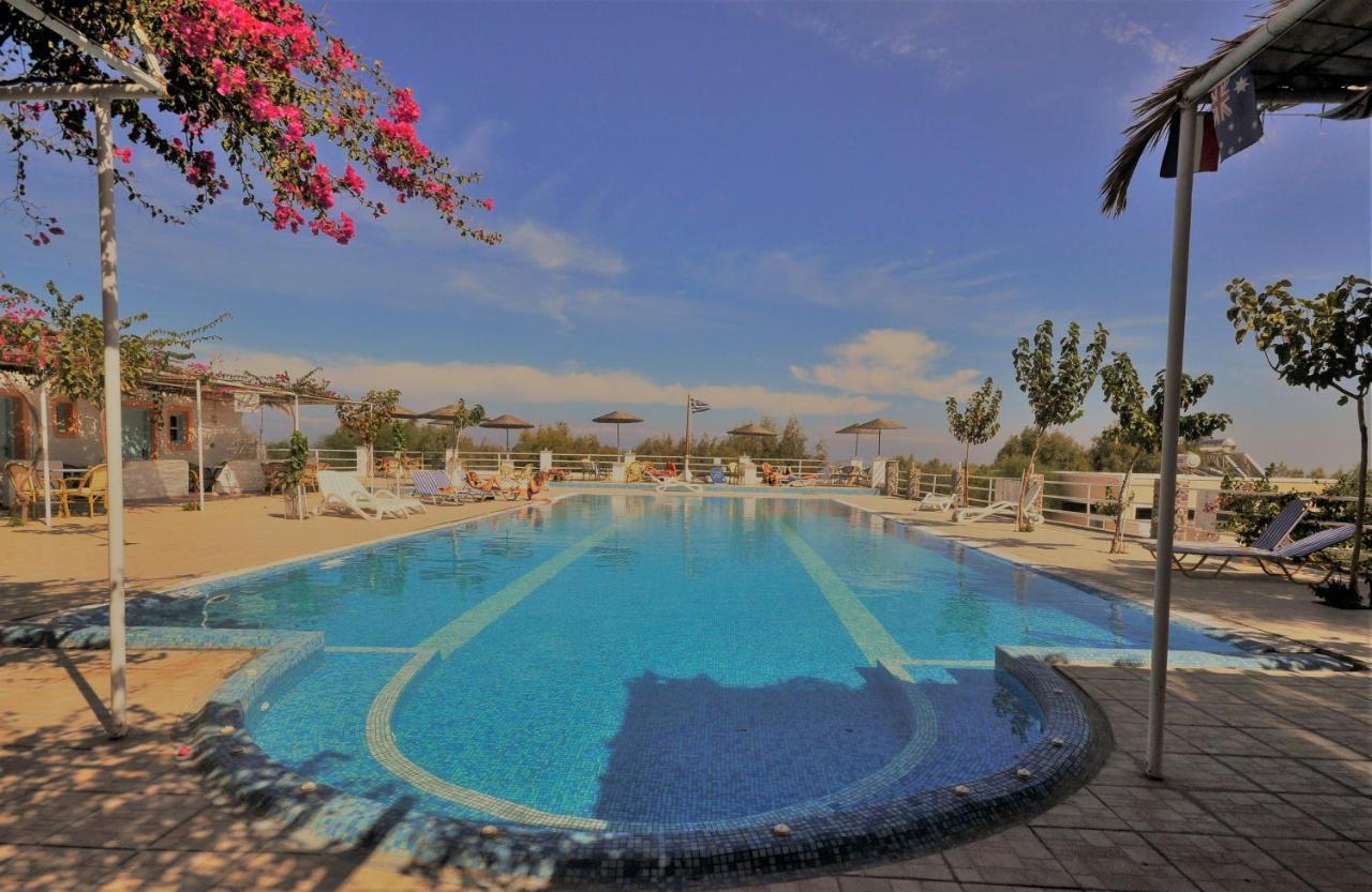 Santorini Camping & Hostel Fira  Bagian luar foto