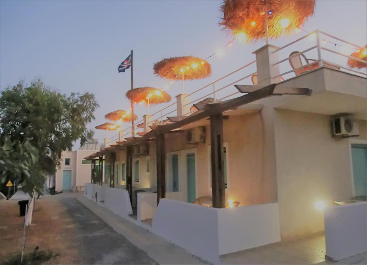 Santorini Camping & Hostel Fira  Bagian luar foto