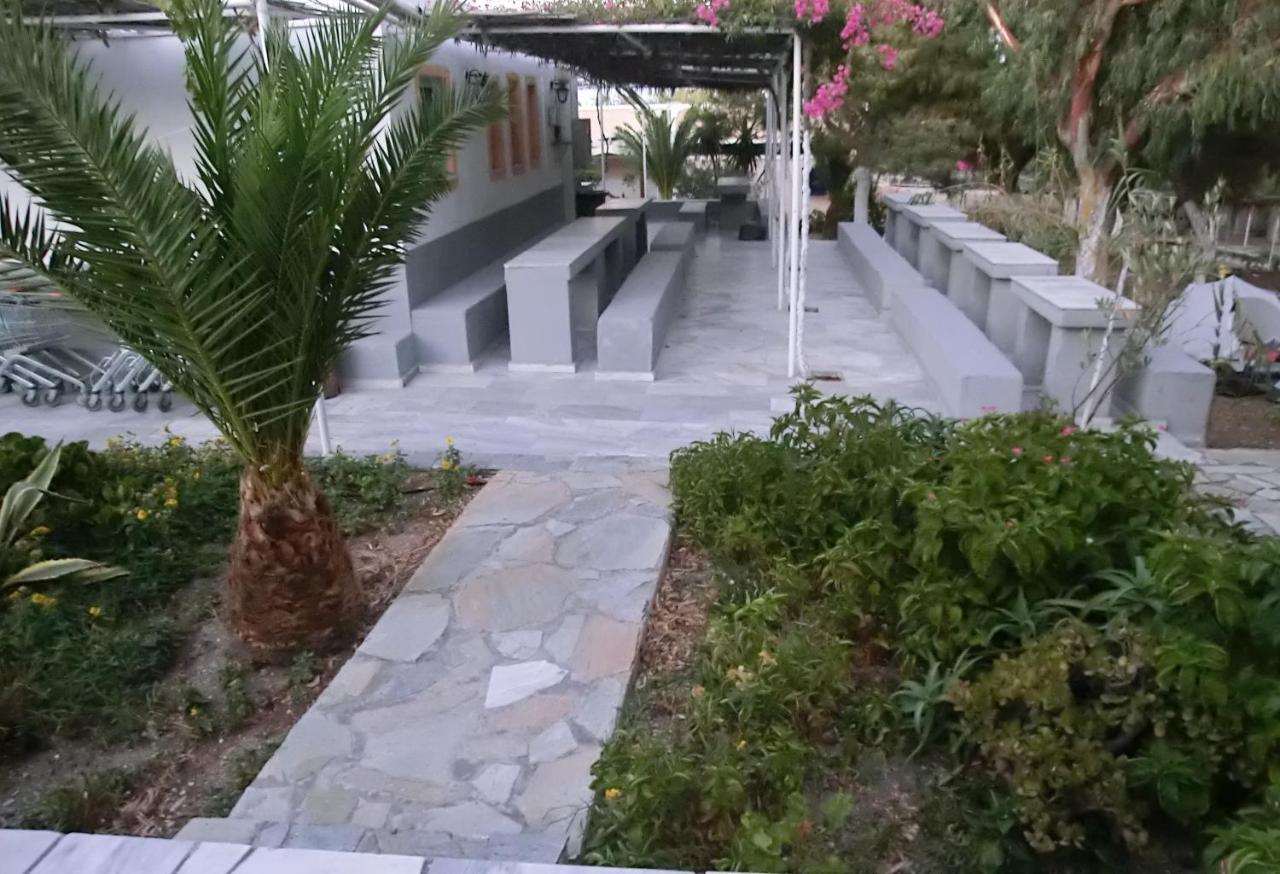 Santorini Camping & Hostel Fira  Bagian luar foto