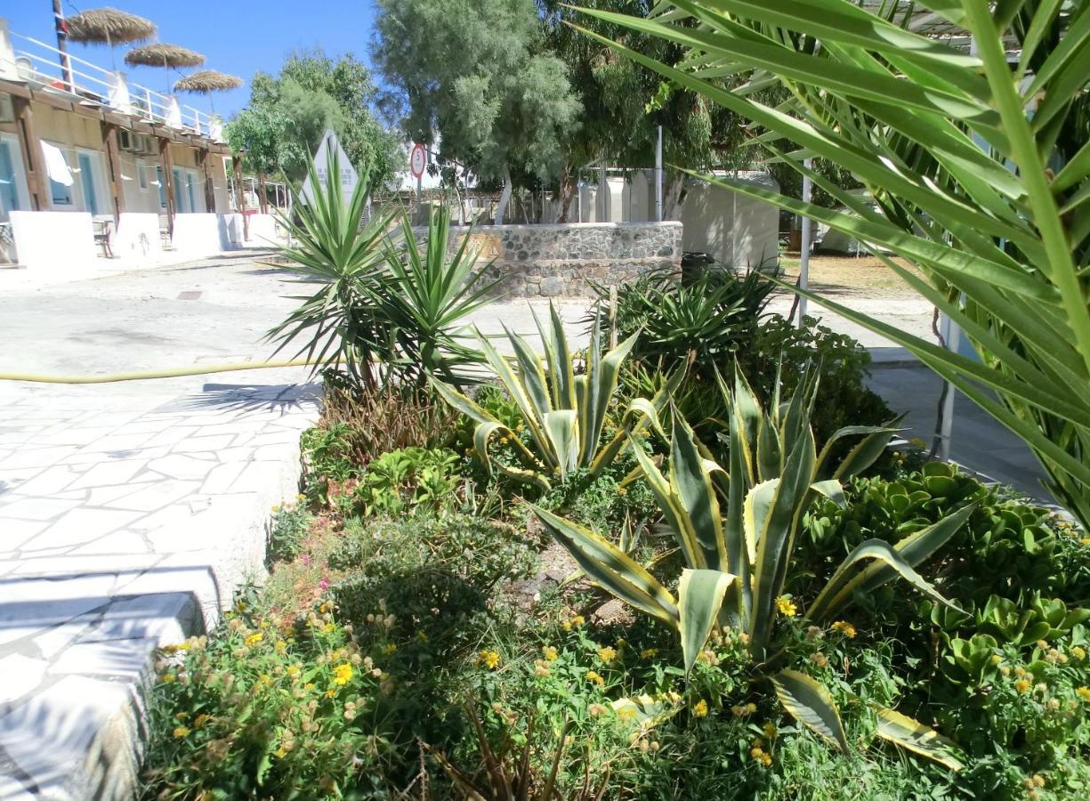 Santorini Camping & Hostel Fira  Bagian luar foto